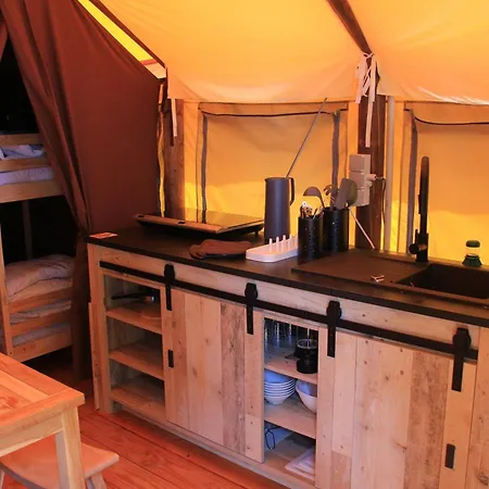 Camping Glamping Park Schloss Thurn Heroldsbach