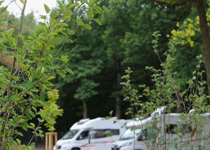 Glamping Park Schloss Thurn *